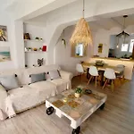 Julitte 91 By Homeprive *